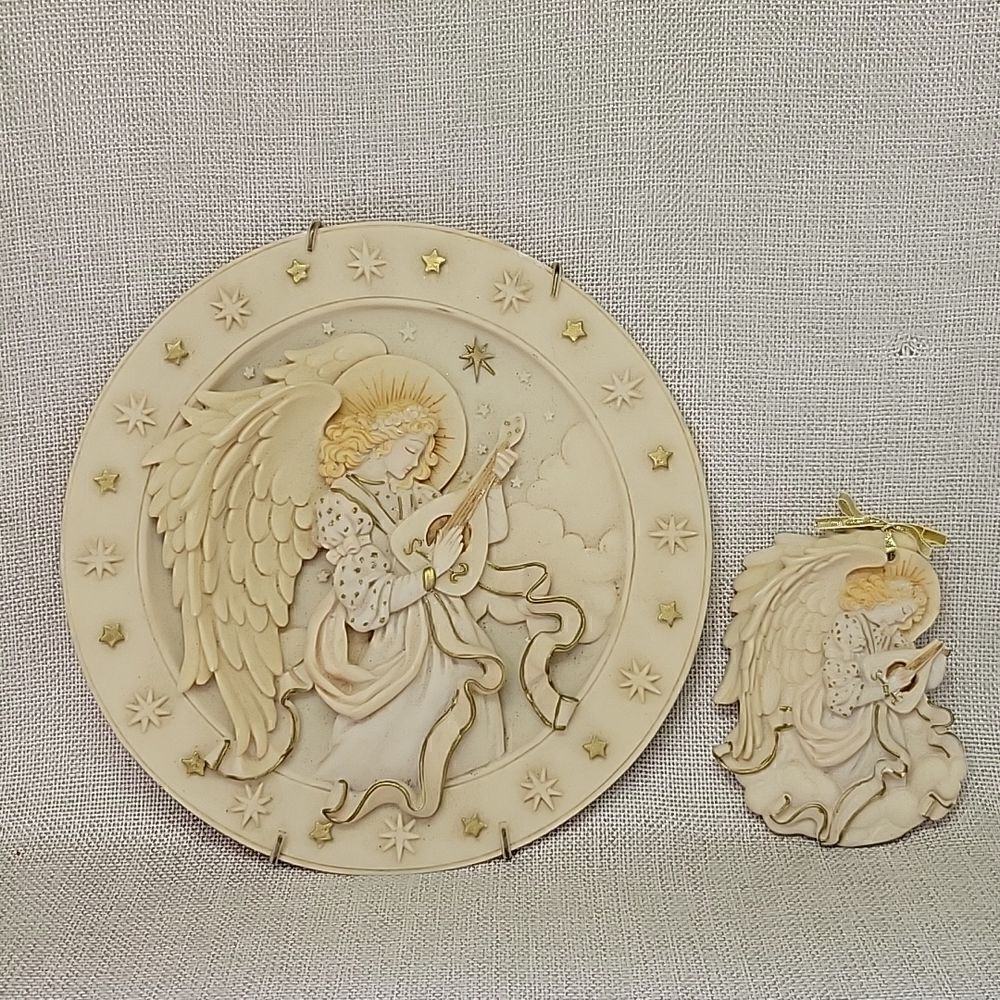 Seraphim Collection ROSALYN 'Rarest of Heaven'1st Edition & matching ornament.